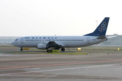 B737-42J_SXBMC_OAL_901.jpg