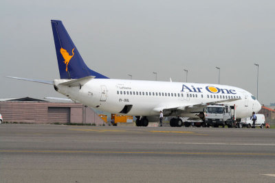 B737-46J_EIDGL_ADH