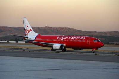 B737-405_OOVEJ_VEX