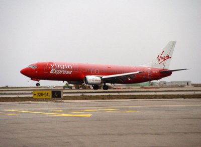 B737-430_OOVEF_VEX