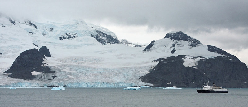 IMG_8902_DxO_raw.jpg
