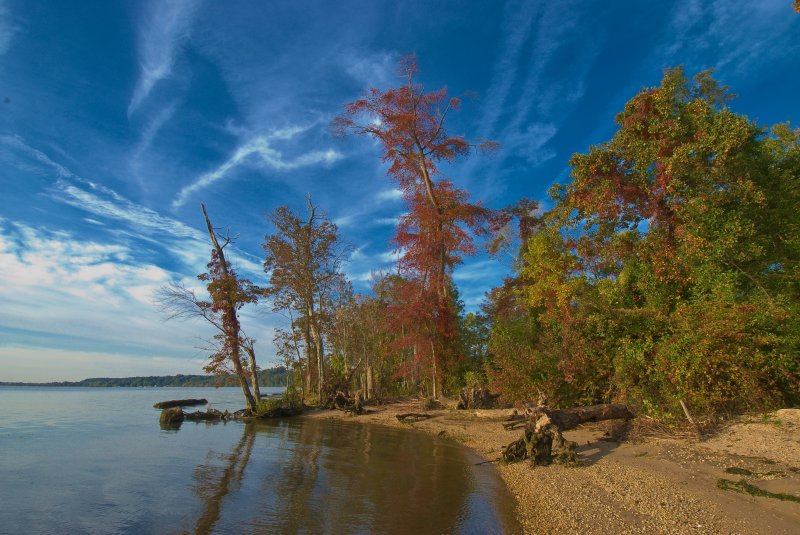 Early Fall -- Bushey Point Leesylvania State Park on Potomac River