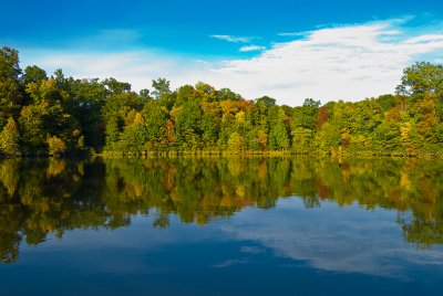 Early Fall on Lake Montclair