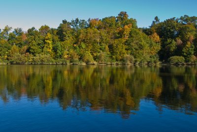 Early Fall on the Lake