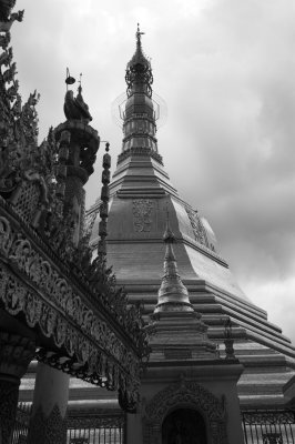 Sule Pagoda