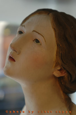 Antica scultura lignea volto femminile3