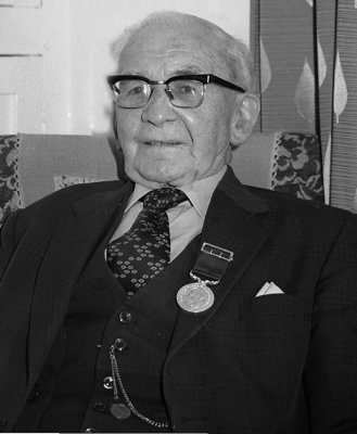 Mr T C Simpson Llangefni 1981.jpg