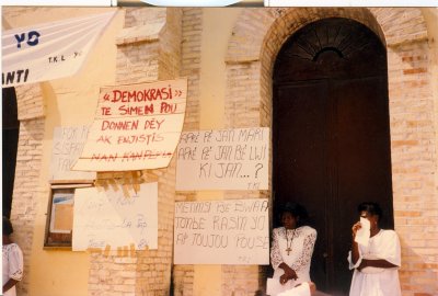 Pere Jean Pierre Louis Funerailles - 04.jpg
