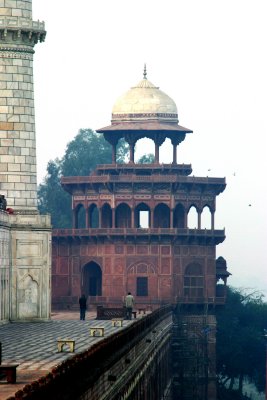 Yamuna riverside by Taj Mahal, Agra