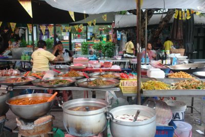 Market near Wat Phra Kaew (Emerald Buddha Temple)