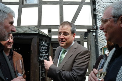 Ralf erklrt das Menue - lecker