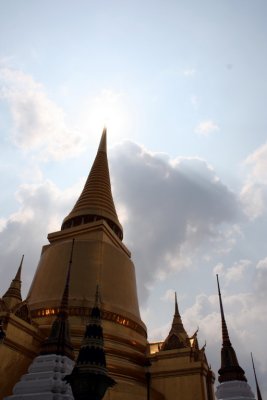 Godlight over the Phra Sri Ratana Chedi pagoda, which enshrines relics of Lord Buddha