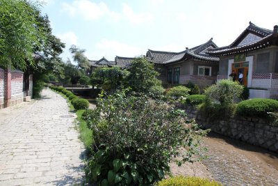 Kaesong Folk Hotel