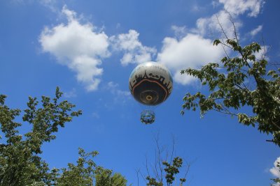 Ballooning by Bomun Lake