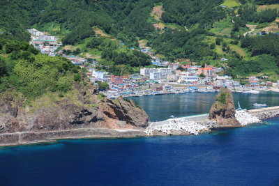 Jeodong-ri. The Dodong-ri to Jeodong-ri coastal walk