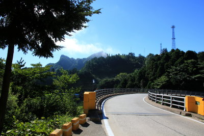 The old road to Sadong-ri
