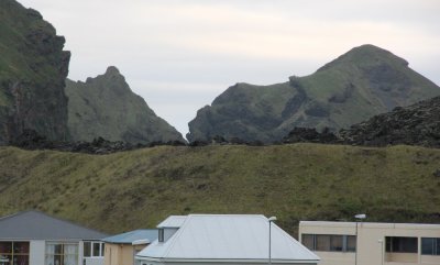 Vestmannaeyjabær. Early morning