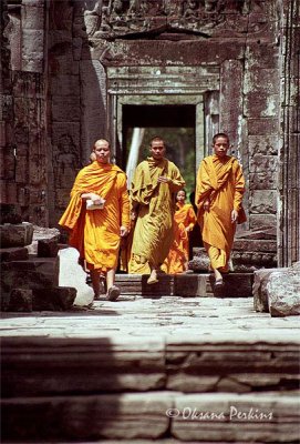 Monks, Prasat Kravan