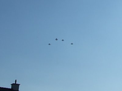 Flyby of Dutch F-16 jets from Volkel air force base