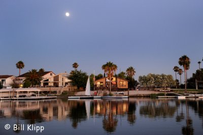 Moon over Discovery Bay  3