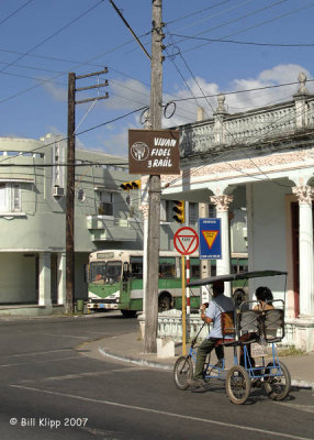 Pinar del Rio street scene 1