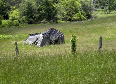 Old Barn in Disrepair