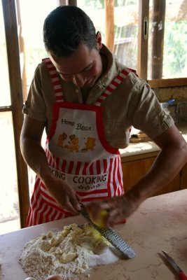 making crostata!