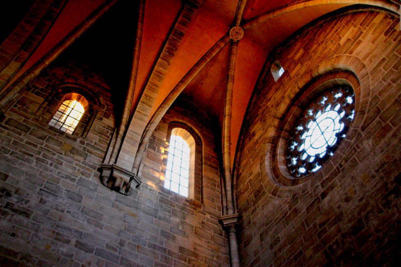 Cathedral windows