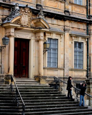 The couple on the stair