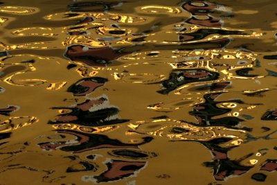 Gold reflections