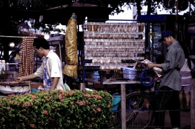 Wat Arun:  Would You Prefer Sausage Balls or Dried Squid For Lunch?