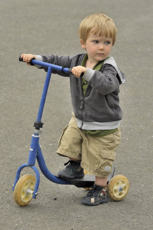 Antoine matrise dja la trottinette