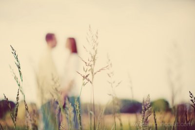 Engagement photos by grass.JPG