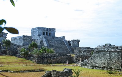 Los Mayas (Mexico)