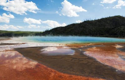Midway Geyser Basin (Yellowstone National Park)