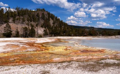 Midway Geyser Basin (Yellowstone National Park)