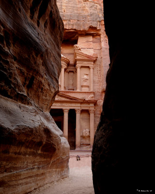 Petra, The Treasury from the Siq.jpg