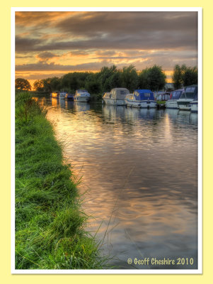 August sunset on the main line at Bridge House marina (HDR) - 1