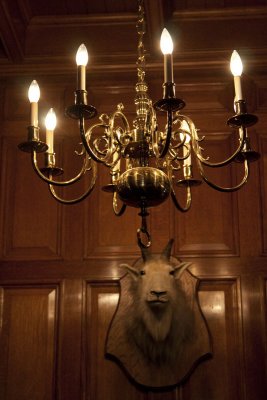 Victoria Craigdarroch Castle Interior2