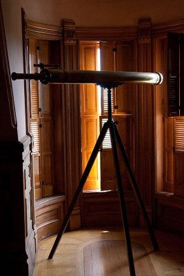 Victoria Craigdarroch Castle telescope