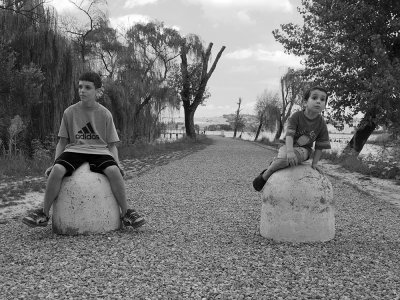 Mark & Carter at Lago di Chiusi