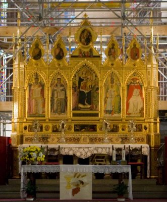 Altar of the Basilica of Santa Croce