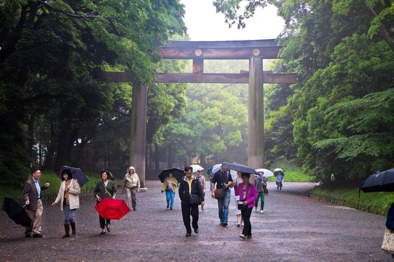 Entering the Meiji Shrine