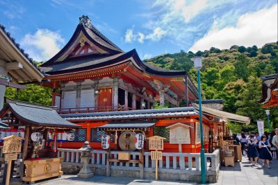 Jishu Shrine地主神社