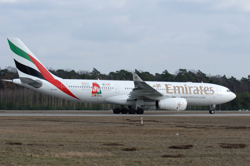 Emirates Airbus A330-200 A6-EAH