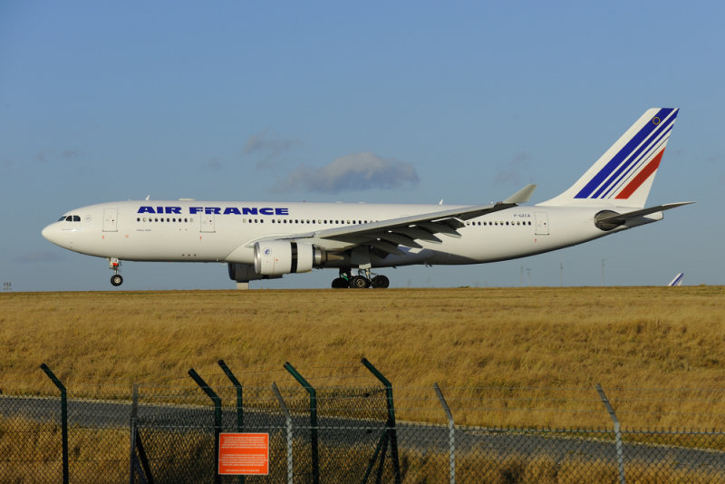 Air France  Airbus A330-200  F-GZCA