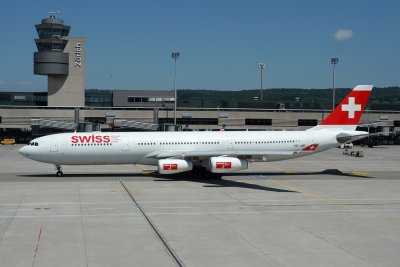 Swiss Airbus  A340-300  HB-JMF