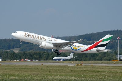 Emirates Airbus A330-200 A6-EAD