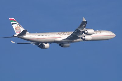 Etihad Airbus A340-600 A6-EHI