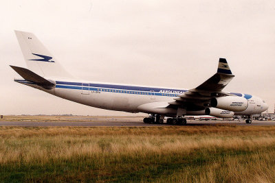 Aerolineas Argentinas  Airbus A340-200 LV-ZRA